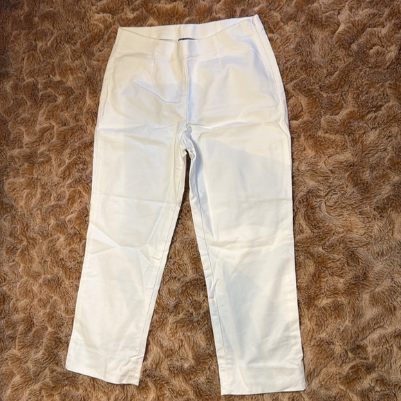Nic + Zoe White Cropped Pants size 4 - Picture 12 of 15